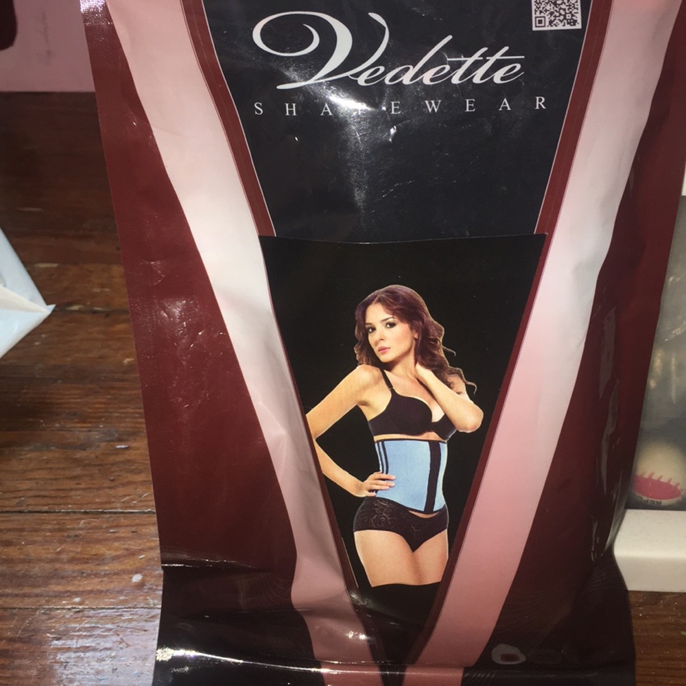 NEW!! Vedette colombian shape wear